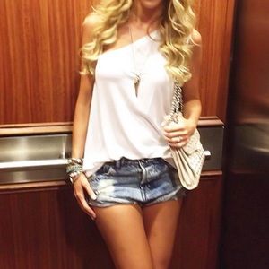 Riller and Fount one shoulder white rubbed top 0